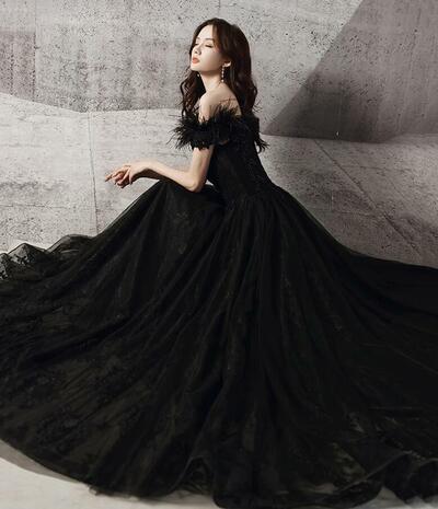 A Line Black Chiffon Prom Dresses With Lace