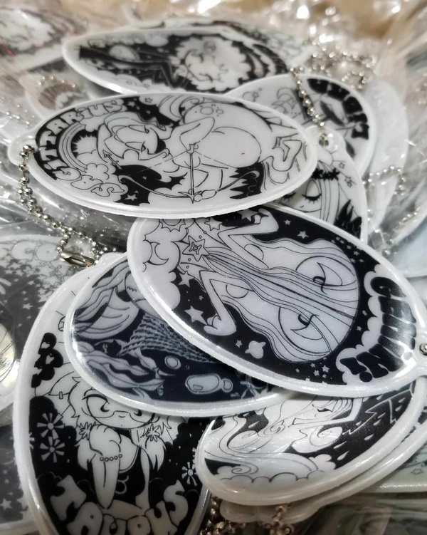 astrology keychain (silver)