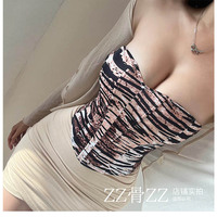 Fashionable and sexy fishbone corset breasted hot girl tube top - Thumbnail 3