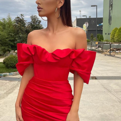 Red off shoulder mini cocktail dresses ruffles satin column sexy clubbing dress ruched above knee formal party dresses，973