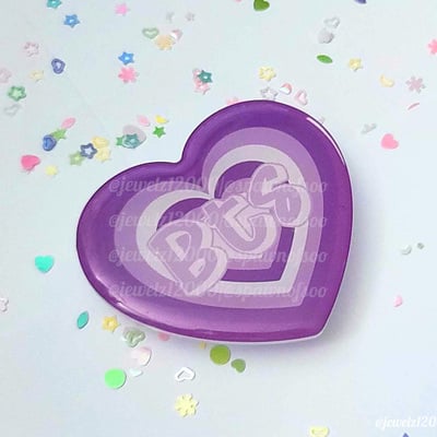 Purple bois heart phone grip