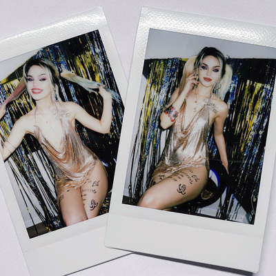 Harley quinn bling dress polaroid    !𝙇𝘼𝙎𝙏 𝘾𝙃𝘼𝙉𝘾𝙀!