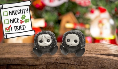 Coal For Christmas Resin Robot Set