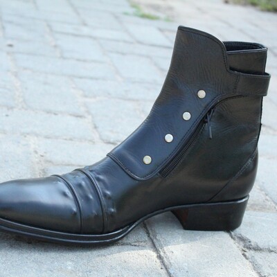 Crafted leather custom made jo ghost italian black jodhpur buckle boot with zipper and button