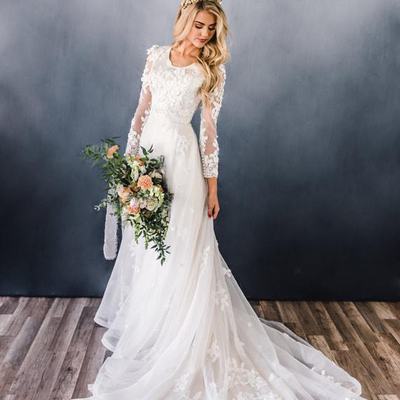 2023 modest a line wedding dresses with long sleeves scoop neck lace appliques flowers bridal gowns,980