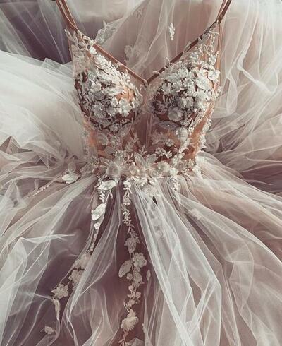 Spaghetti Straps Long Tulle Prom Dresses