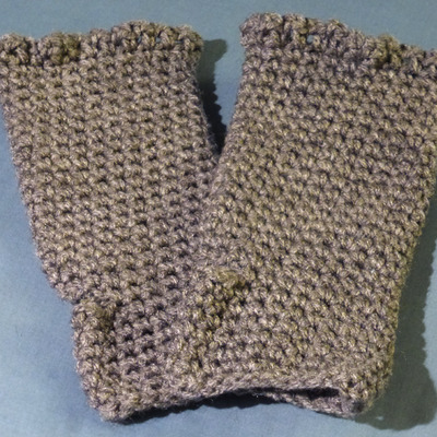 Custom order wrist warmer: ruffled cuff