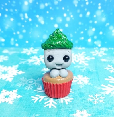 Mini Resin Holiday Cupcake Robot - (Green Frosting) Limited Edition 
