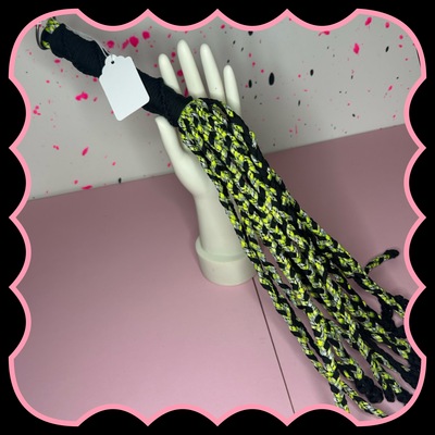 Venom paracord floggers 