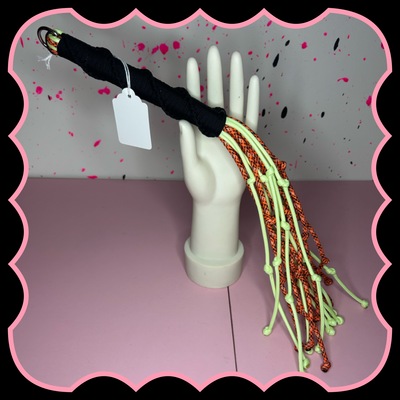 Knotty orange flogger 