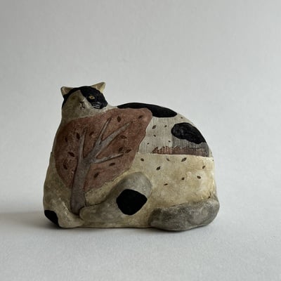 🔴SOLD OUT "The Distant rain carries away the autumn" Original Clay Sculpture by Ame to Mori