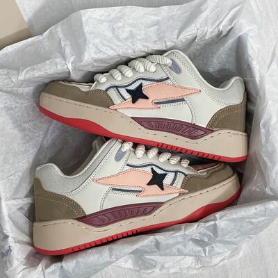Retro flash star sneakers for women