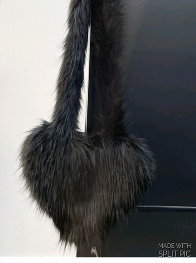 Furry Heart Shoulder Bag