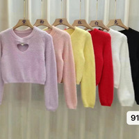 Hollow Heart Fluffy Cropped Top - Thumbnail 7