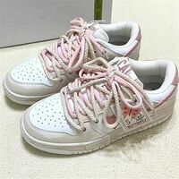Retro Pink Heart White Sneakers - Thumbnail 1