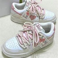 Retro Pink Heart White Sneakers - Thumbnail 3