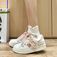 Retro Pink Heart White Sneakers - Thumbnail 4