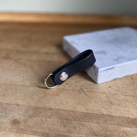 Leather keyfob w/ snap & D-Ring - Thumbnail 1