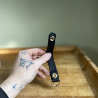 Leather keyfob w/ snap & D-Ring - Thumbnail 7