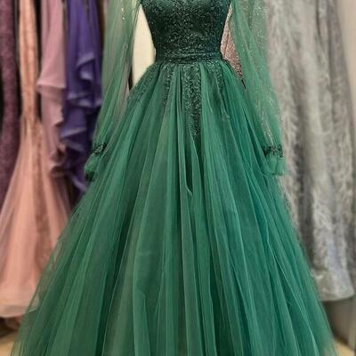 Floor length green tulle long sleeve prom dress evening dress with lace
