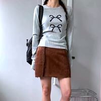 BOW GRAPHIC LONG SLEEVE TEE - Thumbnail 5