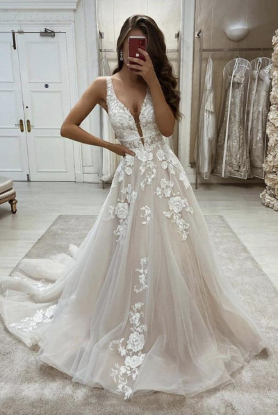 Stylish Ivory A Line V Neck Lace Wedding Dresses