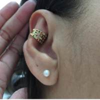 Accessory to beautify large ears - Thumbnail 1