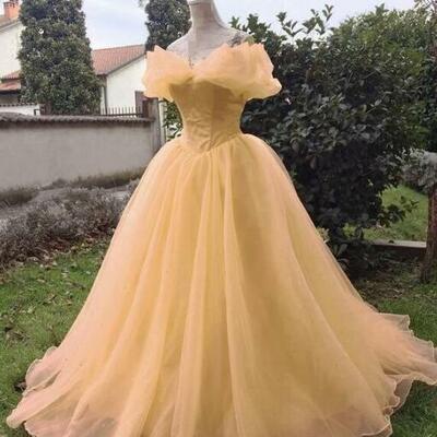 Princess yellow tulle formal prom dresses