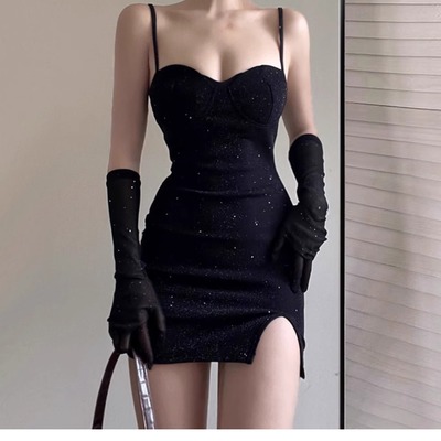 Sparkling diamond slimming dress with gloves