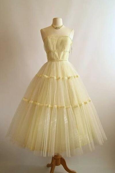Vintage Strapless Yellow Short Homecoming Dress