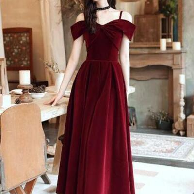Off shoulder wine red velvet long evening dress - Thumbnail 1