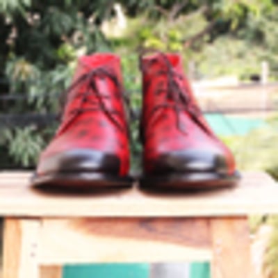 Handmade men ankle high chukka boots