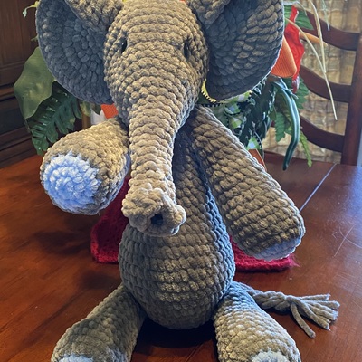 Elephant 