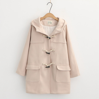 Horn button woolen jacket