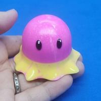 Blubby (light magenta/yellow bottom) - Thumbnail 3