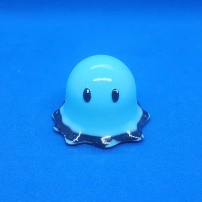 Blubby (baby blue/black bottom) - Thumbnail 5