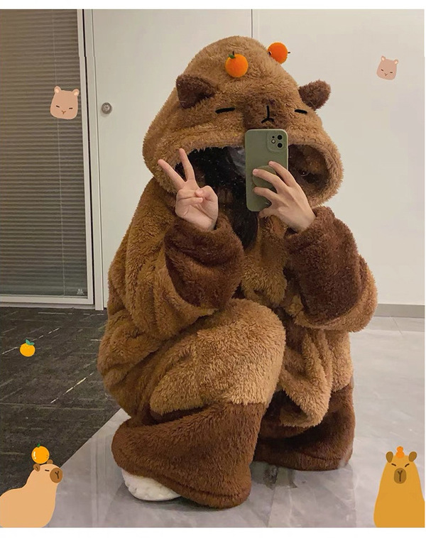 Brown Capybara Fleece Velvet Pajama Set