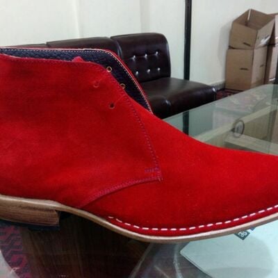 Crafted leather new handmade mens red suede chukka boot