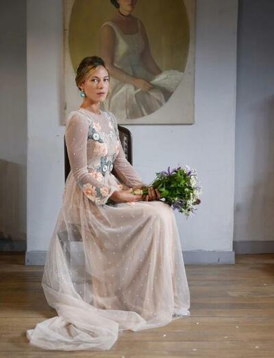 Long Sleeve Prom Dresses Embroidery A-line Chic Long Open Back Sparkly Prom Dress，1709