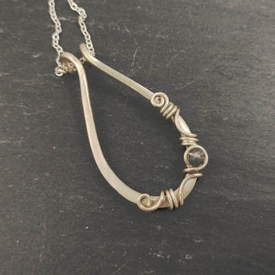 950 silver wire wrap ring holder necklace for 7 th anniversary gift, handmade ring keeper necklace for her, wedding ring pendant