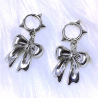 BOW EARRINGS - Thumbnail 3