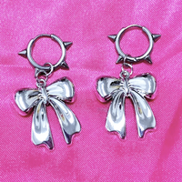BOW EARRINGS - Thumbnail 2
