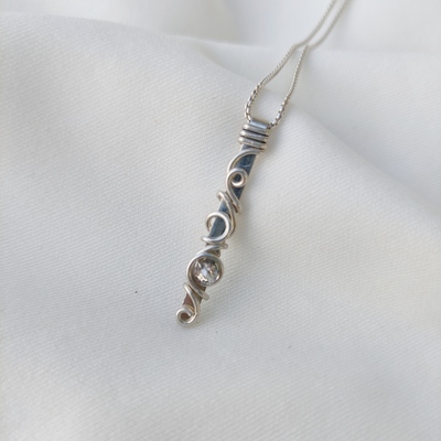 950 silver bar pendant necklace with swaroski crystal, delicate bar pendant for womenminimalist ring pendant for her, wedding ring pendant