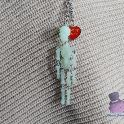 Glow-in-the-dark bony skeleton enjoy cruise heart keychain spy family 