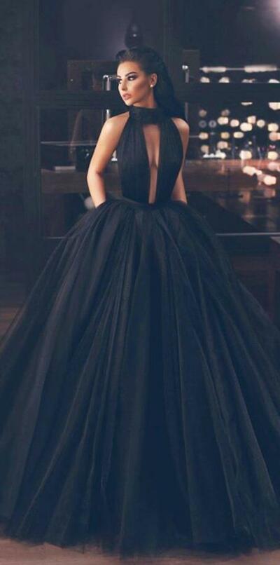 Sexy Black Plunge Tulle Long Prom Dresses
