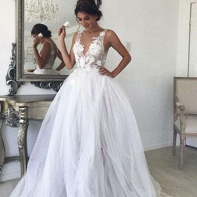 A line ball gown tulle lace appliques wedding dress bridal gowns