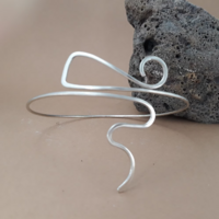 Egyptian upper arm bracelet for women, adjustable snake upper arm cuff with brass wire - Thumbnail 2