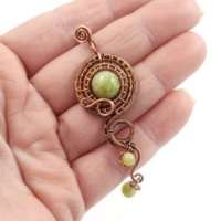 Ancient Greek long earrings with green Chinese jade beads - Thumbnail 1