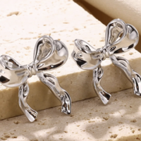 Bow Earrings  - Thumbnail 3