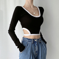 Chic U-neck Hollow Out Slimming Top - Thumbnail 2